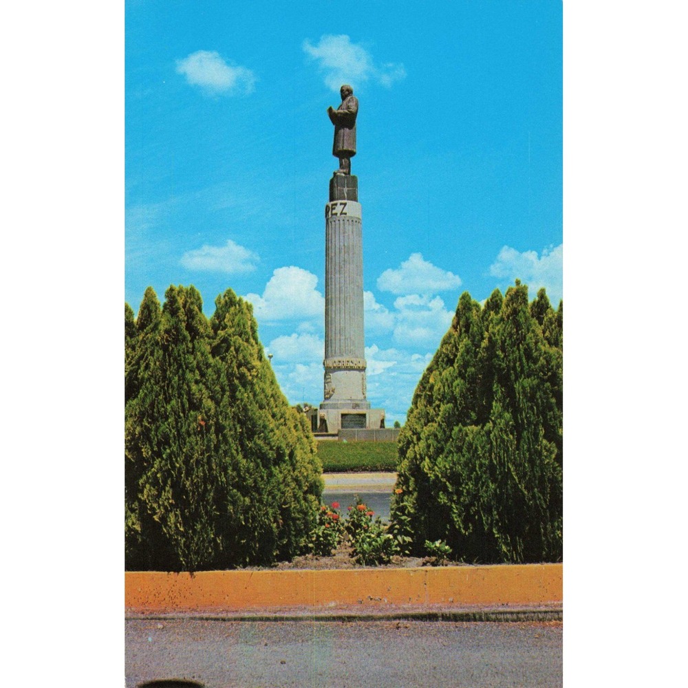 Benito Juarez Monument Nuevo Laredo Mexico Vintage Chrome Postcard MB-159